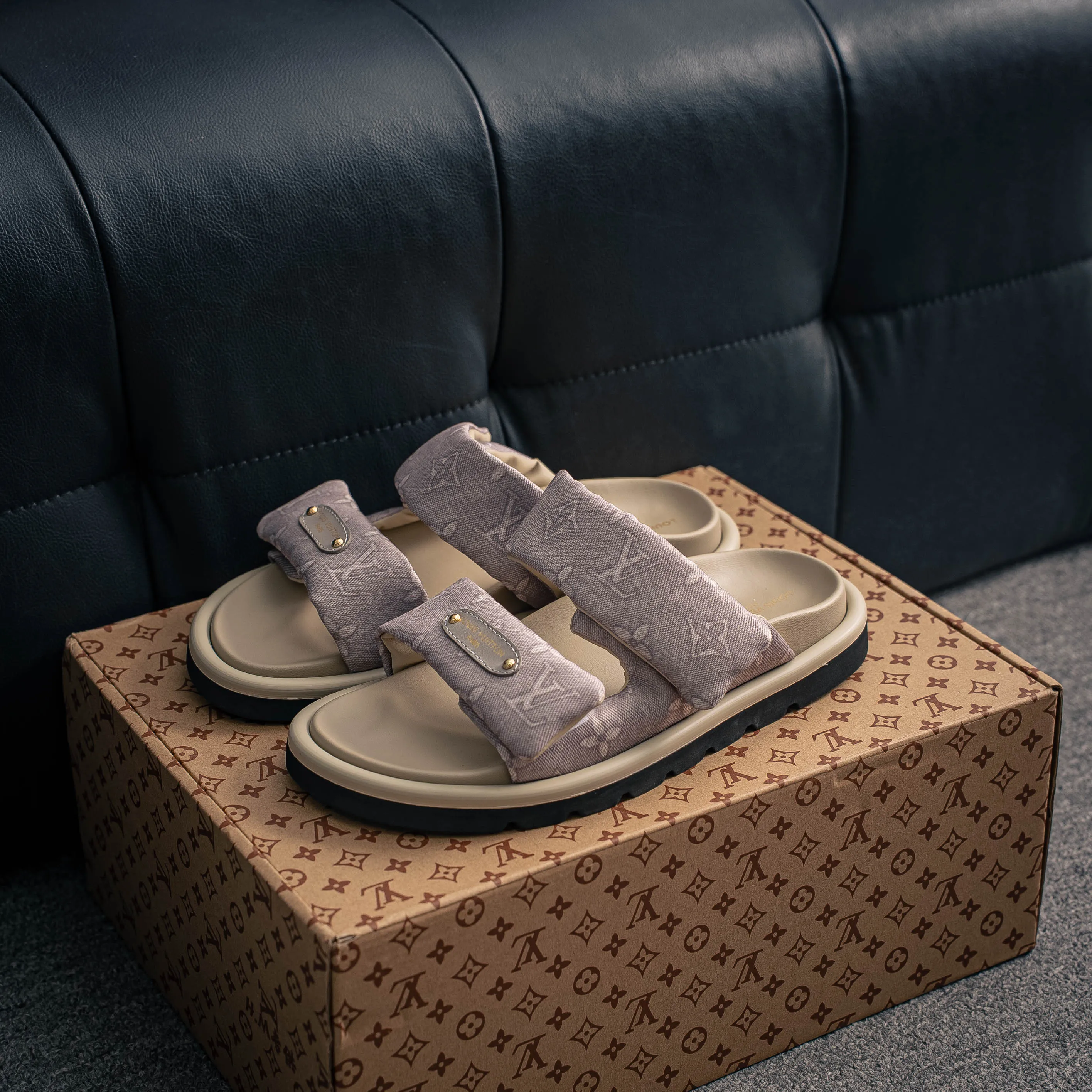 # LOUIS VUITTON ｜ 2026ss /Takashi Murakami x LOUIS VUITTON Sandals 。